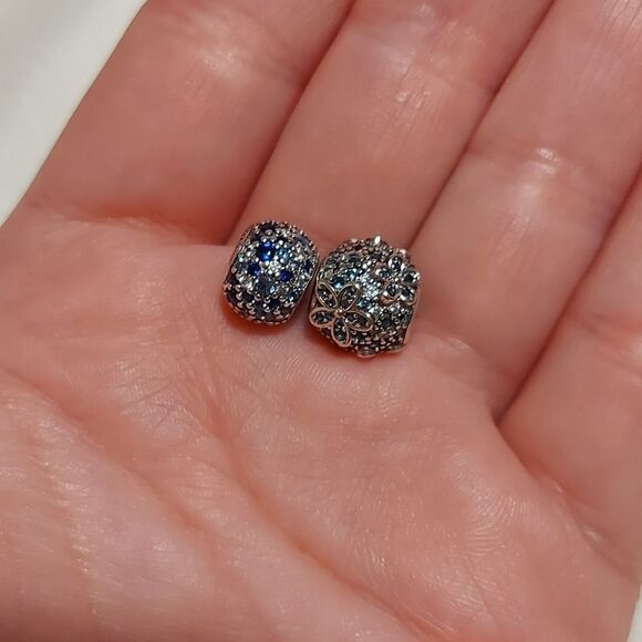 925 Sterling Silver Blue Garden Charm - Picture 11 of 11